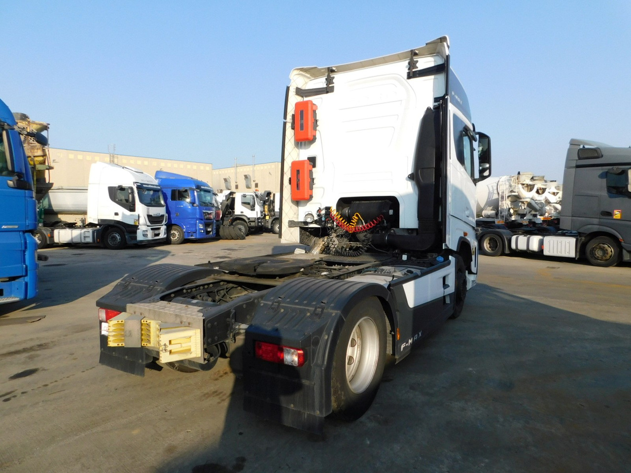 Ford F max 4x2 scab e6 12s2620 - Cabeza tractora: foto 3 Ford F max 4x2 scab e6 12s2620 - Cabeza tractora: foto 3