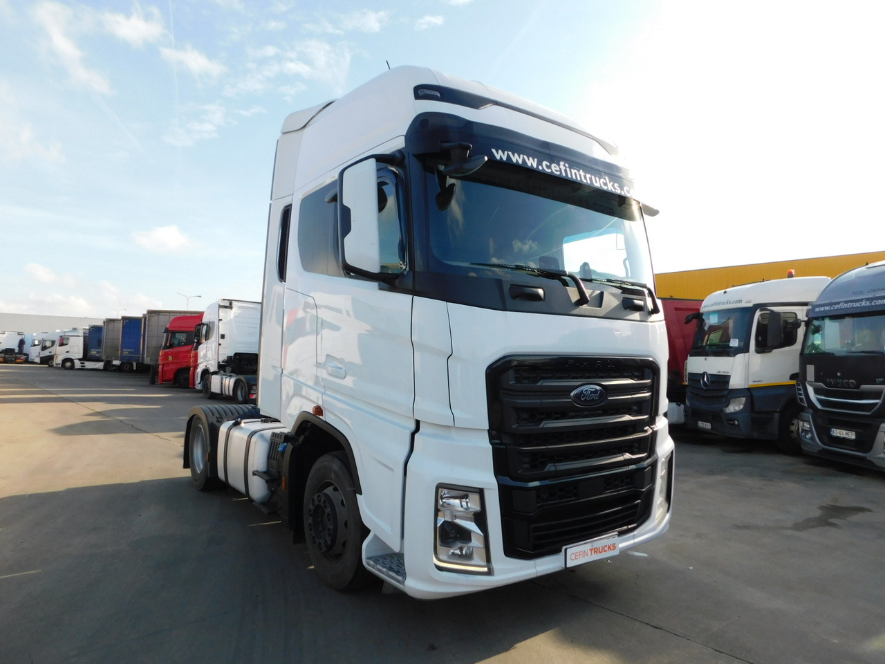 Ford F max 4x2 scab e6 12tx2620 - Cabeza tractora: foto 2 Ford F max 4x2 scab e6 12tx2620 - Cabeza tractora: foto 2