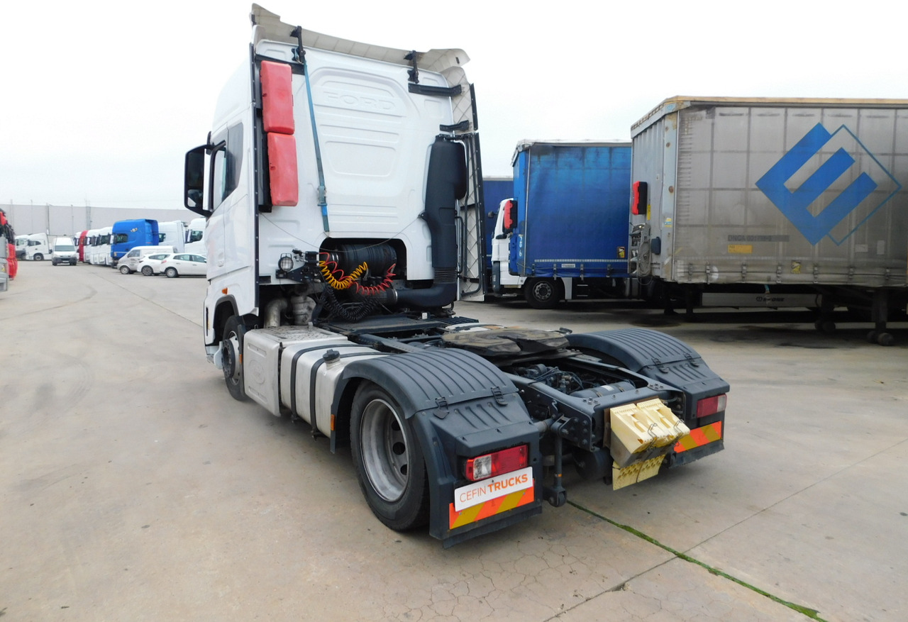 Ford F max ll 4x2 scab e6 12tx2620 - Cabeza tractora: foto 4 Ford F max ll 4x2 scab e6 12tx2620 - Cabeza tractora: foto 4