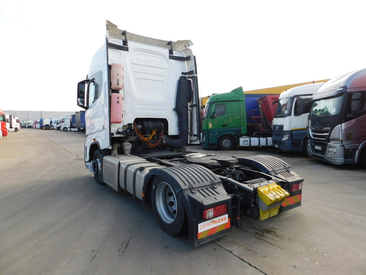 Ford F max ll 4x2 scab e6 12tx2620 - Cabeza tractora: foto 4 Ford F max ll 4x2 scab e6 12tx2620 - Cabeza tractora: foto 4