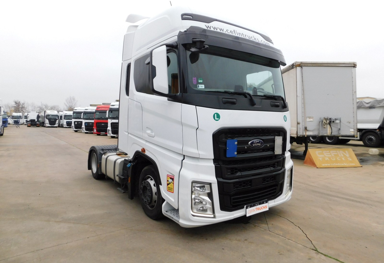 Ford F max ll 4x2 scab e6 12tx2620 - Cabeza tractora: foto 2 Ford F max ll 4x2 scab e6 12tx2620 - Cabeza tractora: foto 2