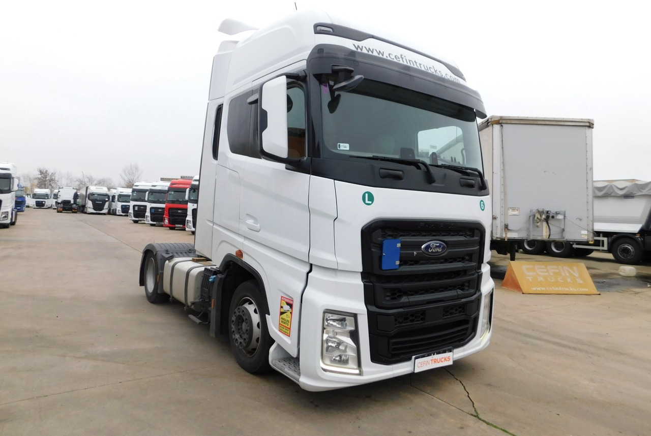 Ford F max ll 4x2 scab e6 12tx2620 - Cabeza tractora: foto 2 Ford F max ll 4x2 scab e6 12tx2620 - Cabeza tractora: foto 2