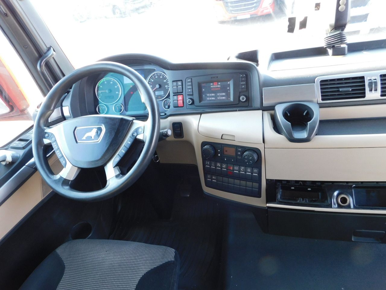 Foto del interior 1: Cabeza tractora Man Tgx 18460 Foto del interior 1: Cabeza tractora Man Tgx 18460