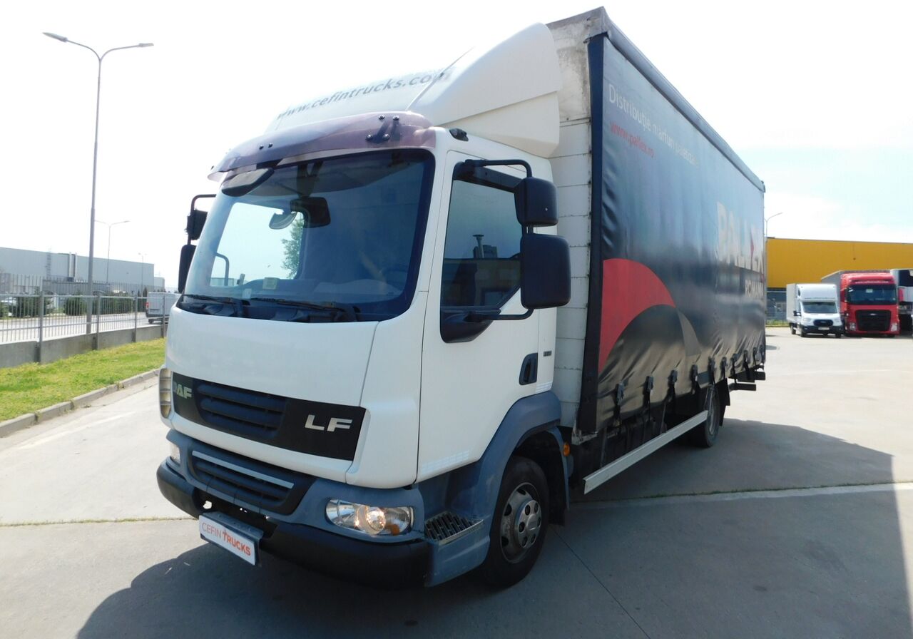Daf Fa lf 45160 - Camión lona: foto 1 Daf Fa lf 45160 - Camión lona: foto 1