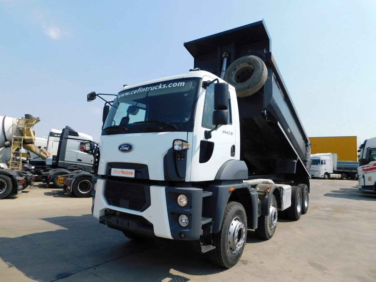 Ford 4142d 8x4 dcab e6 16s2230 - Volquete camión: foto 1 Ford 4142d 8x4 dcab e6 16s2230 - Volquete camión: foto 1