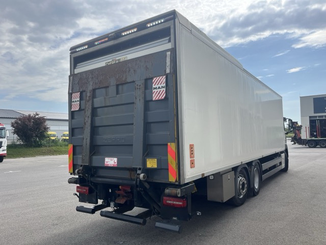 Frigorífico camión MAN TGS 26.460 6x2-4 Euro6 Klima Navi Luftfeder: foto 11
