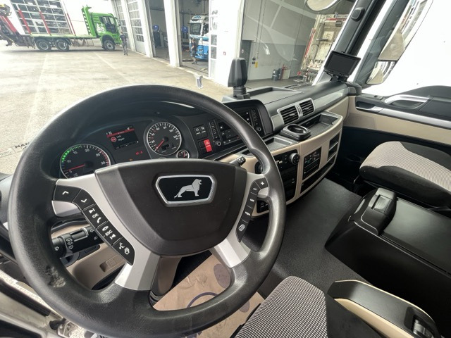 MAN TGS 26.460 6x2-4 Euro6 Klima Navi Luftfeder - Frigorífico camión: foto 5 MAN TGS 26.460 6x2-4 Euro6 Klima Navi Luftfeder - Frigorífico camión: foto 5