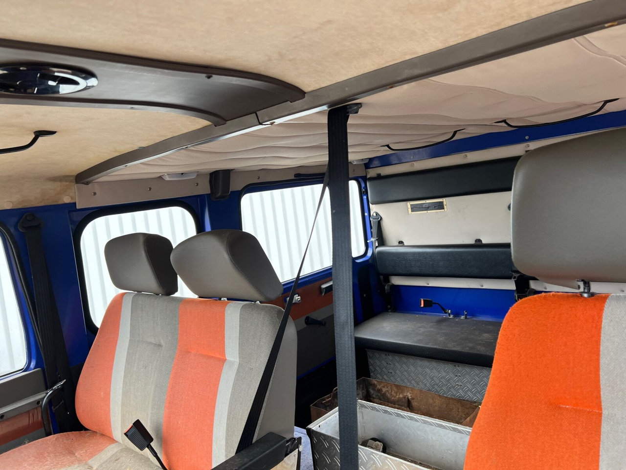 120-23 AW 4x4 Doka 120-23 AW 4x4 Doka, V8-Motor, Seilwinde - Chasis camión: foto 5 120-23 AW 4x4 Doka 120-23 AW 4x4 Doka, V8-Motor, Seilwinde - Chasis camión: foto 5
