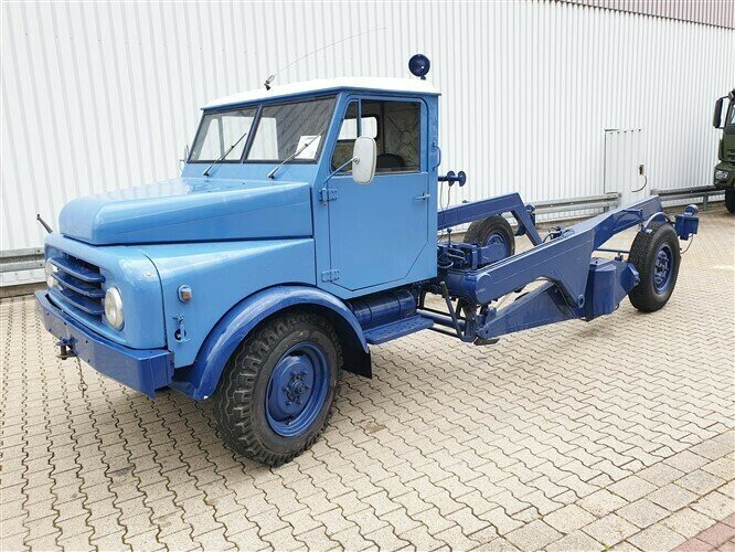 AL 28 Ruthmann Hubwagen, 2,5t, 4x2 AL 28 Ruthmann Hubwagen, 2,5t, 4x2 - Portacontenedor de cadenas camión: foto 1 AL 28 Ruthmann Hubwagen, 2,5t, 4x2 AL 28 Ruthmann Hubwagen, 2,5t, 4x2 - Portacontenedor de cadenas camión: foto 1