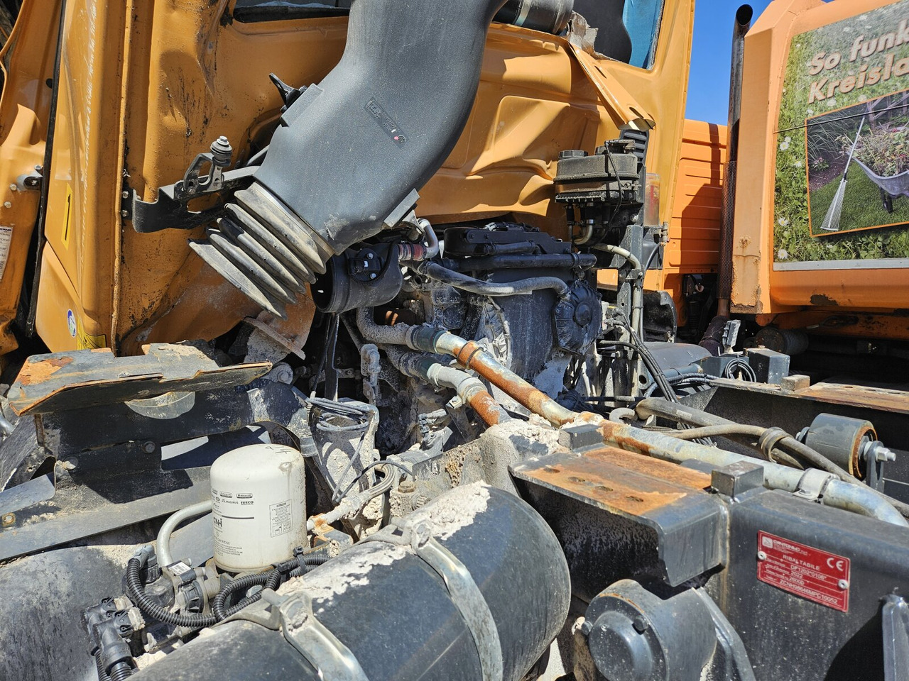 ASTRA HD9 86.50-90 8x6 ASTRA HD9 86.50-90 8x6, Unfallschaden, Cursor 13 - Chasis camión: foto 2 ASTRA HD9 86.50-90 8x6 ASTRA HD9 86.50-90 8x6, Unfallschaden, Cursor 13 - Chasis camión: foto 2