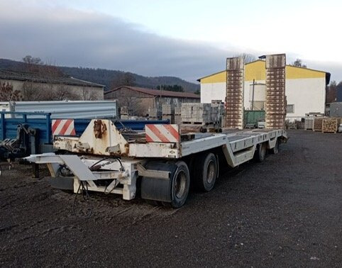 AT 400 AT 400, Verbr. auf 3m, Radmulden, hydr. Rampen - Góndola rebajadas remolque: foto 1 AT 400 AT 400, Verbr. auf 3m, Radmulden, hydr. Rampen - Góndola rebajadas remolque: foto 1