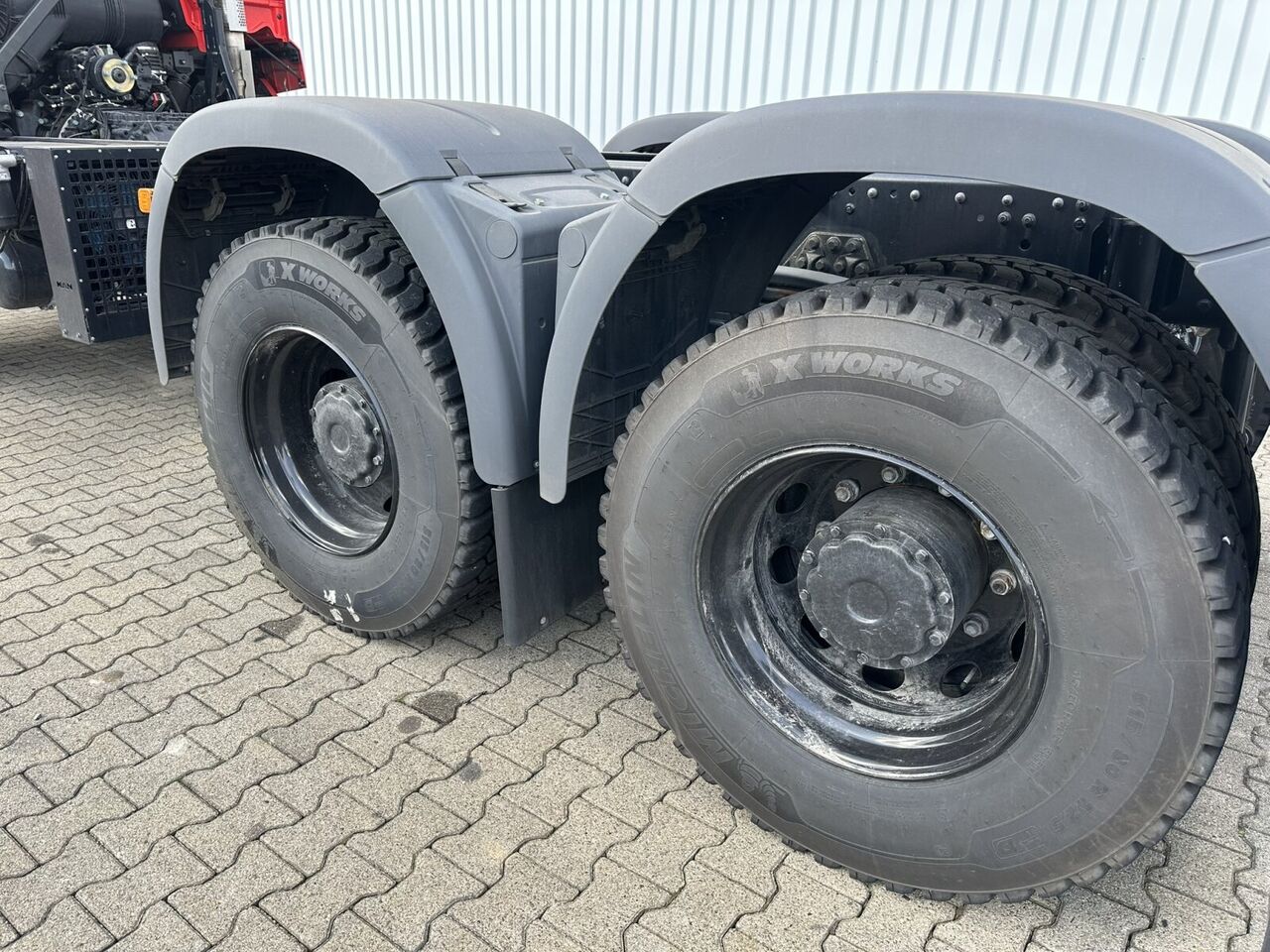 MAN TGS 33.540 6x6 BB CH TGS 33.540 6x6 BB CH, Navi, Motorabtrieb - Cabeza tractora: foto 2 MAN TGS 33.540 6x6 BB CH TGS 33.540 6x6 BB CH, Navi, Motorabtrieb - Cabeza tractora: foto 2