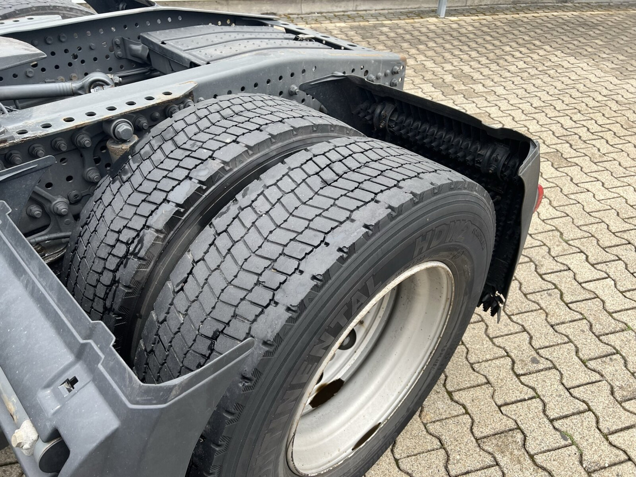 Mercedes-Benz Actros 1842 LS 4x2 Actros 1842 LS 4x2, 6x VORHANDEN - Cabeza tractora: foto 2 Mercedes-Benz Actros 1842 LS 4x2 Actros 1842 LS 4x2, 6x VORHANDEN - Cabeza tractora: foto 2