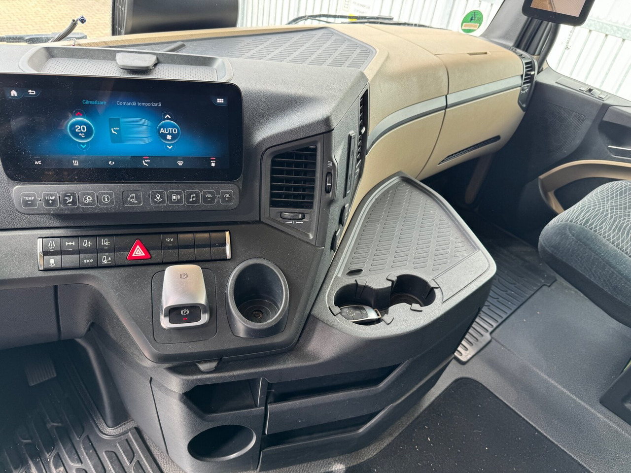 Mercedes-Benz Actros 1848 LS 4x2 Actros 1848 LS 4x2, Vollumer ,Retarder - Cabeza tractora: foto 3 Mercedes-Benz Actros 1848 LS 4x2 Actros 1848 LS 4x2, Vollumer ,Retarder - Cabeza tractora: foto 3