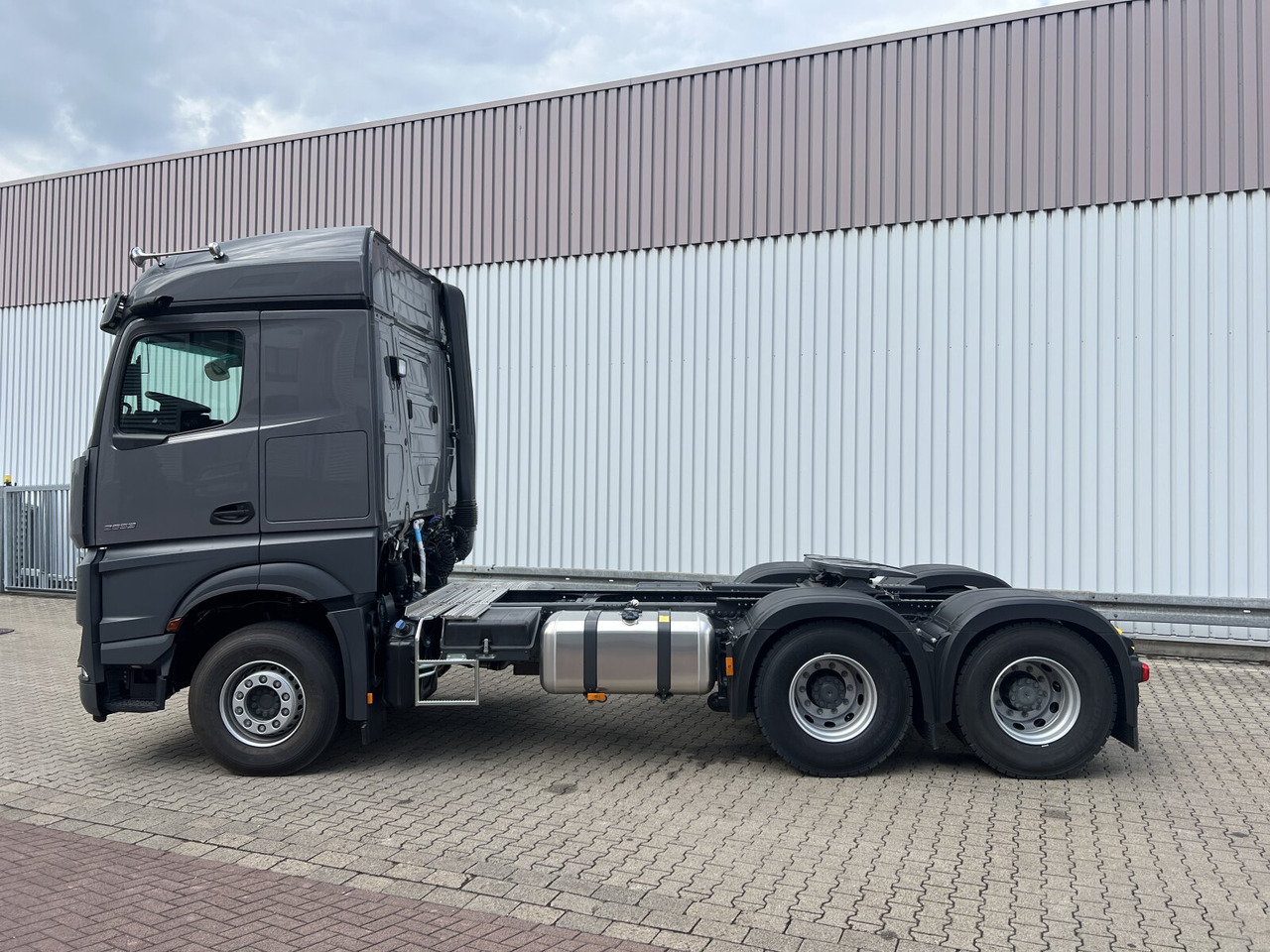 Cabeza tractora nuevo Mercedes-Benz Arocs 2653 LS 6x4 Arocs 2653 LS 6x4, Retarder, MirrorCam, MultimediaCockpit, Navi, LED: foto 12