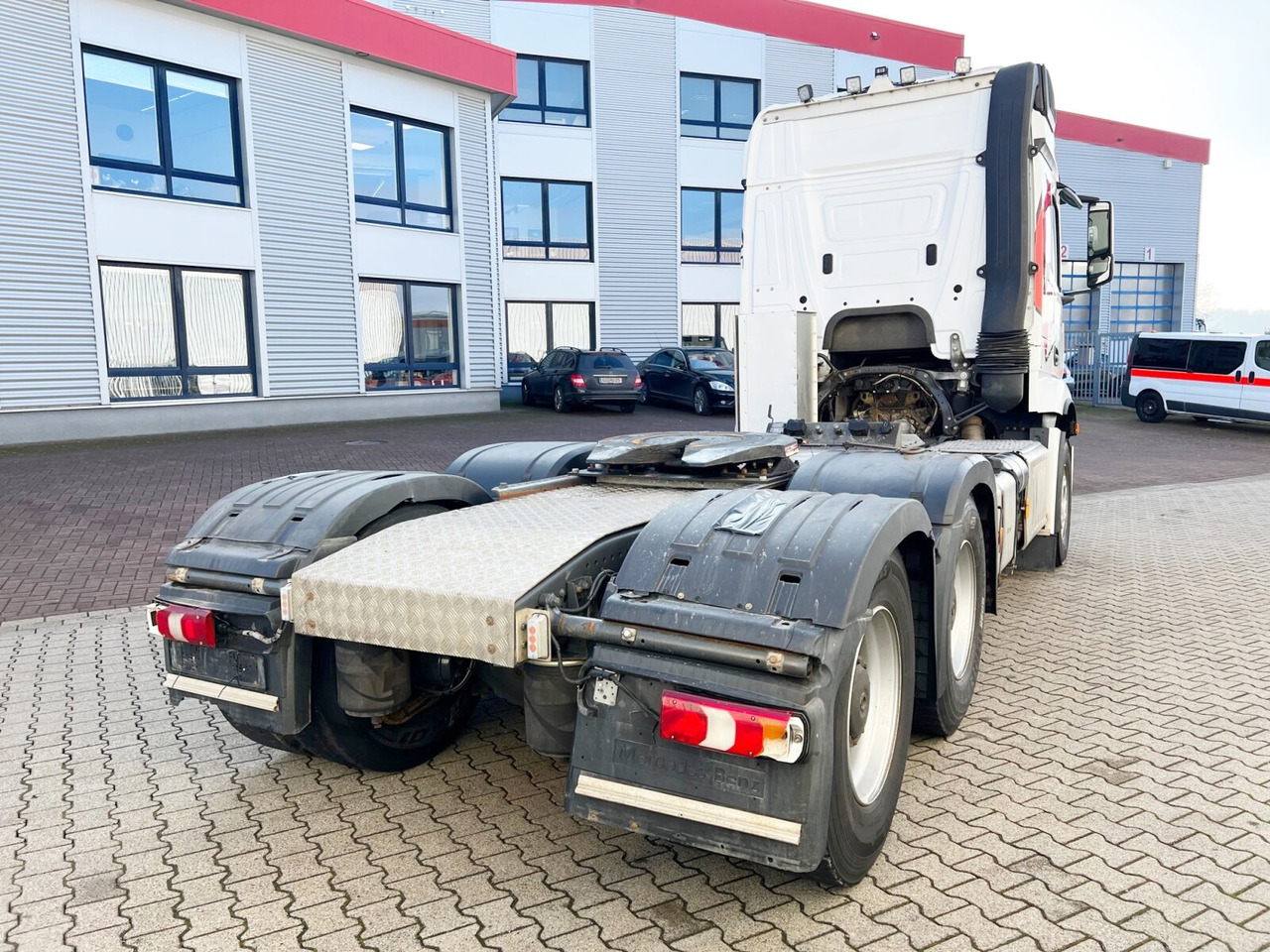 Cabeza tractora Mercedes-Benz Arocs 3351 LS 6x4 Arocs 3351 LS 6x4, StreamSpace, Bi-Xenon, Hydraulik: foto 11 Cabeza tractora Mercedes-Benz Arocs 3351 LS 6x4 Arocs 3351 LS 6x4, StreamSpace, Bi-Xenon, Hydraulik: foto 11