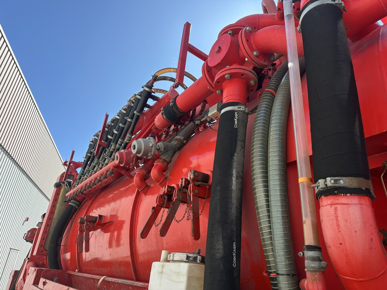 Mercedes-Benz Actros 3246 L 8x2 Actros 3246 L 8x2, Hellmers Saug- und Spülwagen ca. 15m³ - Camión: foto 4 Mercedes-Benz Actros 3246 L 8x2 Actros 3246 L 8x2, Hellmers Saug- und Spülwagen ca. 15m³ - Camión: foto 4