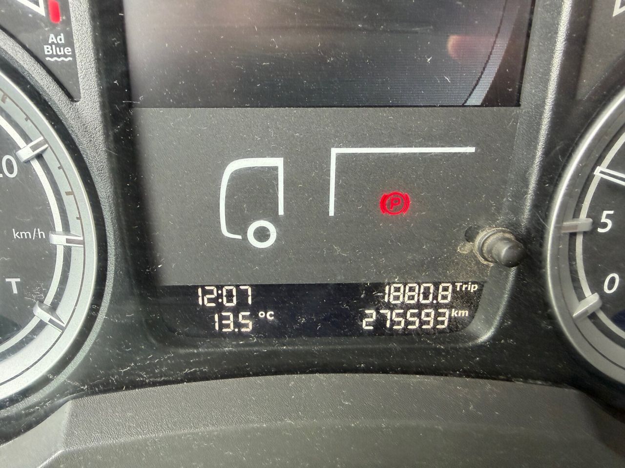 DAF LF 280 4x2 LF 280 4x2, Tele-Absetzer, schwenkbar - Portacontenedor de cadenas camión: foto 4 DAF LF 280 4x2 LF 280 4x2, Tele-Absetzer, schwenkbar - Portacontenedor de cadenas camión: foto 4