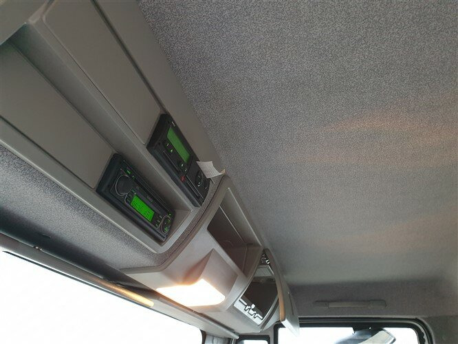 Camión caja cerrada EuroCargo ML140E28 4x2 EuroCargo ML140E28 4x2, 41 cbm: foto 6 Camión caja cerrada EuroCargo ML140E28 4x2 EuroCargo ML140E28 4x2, 41 cbm: foto 6