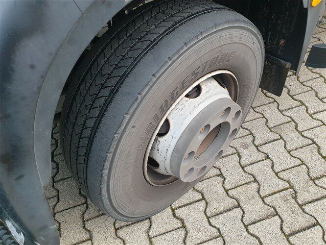 Camión caja cerrada EuroCargo ML140E28 4x2 EuroCargo ML140E28 4x2, 41 cbm: foto 12 Camión caja cerrada EuroCargo ML140E28 4x2 EuroCargo ML140E28 4x2, 41 cbm: foto 12