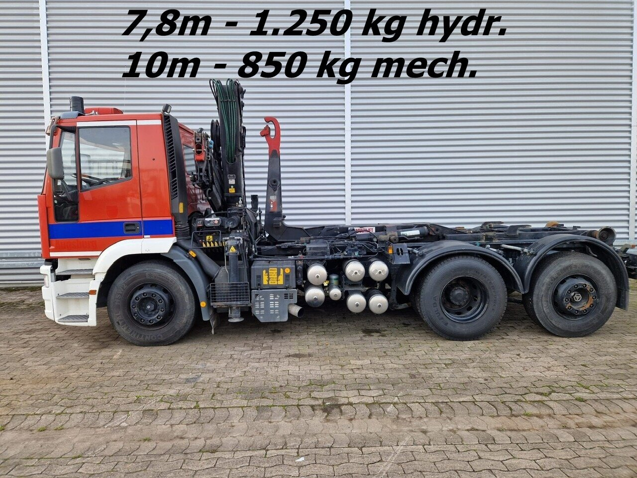 EuroTech 240E38 6x2-4 EuroTech 240E38 6x2-4, Lift-/Lenkachse, Seilwinde, Kran Hiab 100 - Multibasculante camión, Camión grúa: foto 1 EuroTech 240E38 6x2-4 EuroTech 240E38 6x2-4, Lift-/Lenkachse, Seilwinde, Kran Hiab 100 - Multibasculante camión, Camión grúa: foto 1