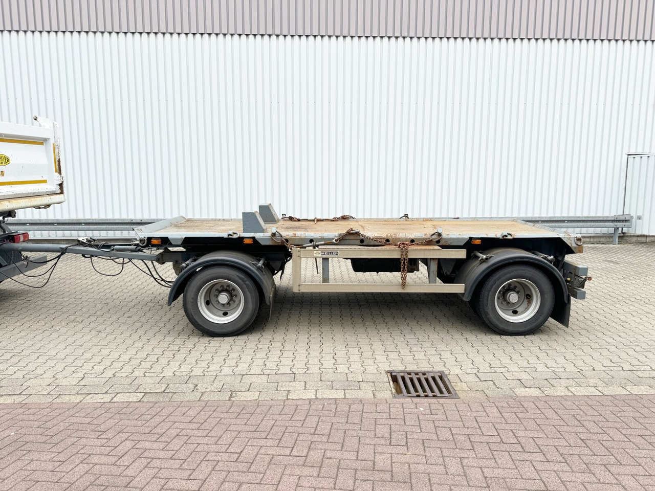 HKM A 18 ZB 3,4 A 18 ZB 3,4 Absetzanhänger - Portacontenedore/ Intercambiable remolque: foto 3 HKM A 18 ZB 3,4 A 18 ZB 3,4 Absetzanhänger - Portacontenedore/ Intercambiable remolque: foto 3