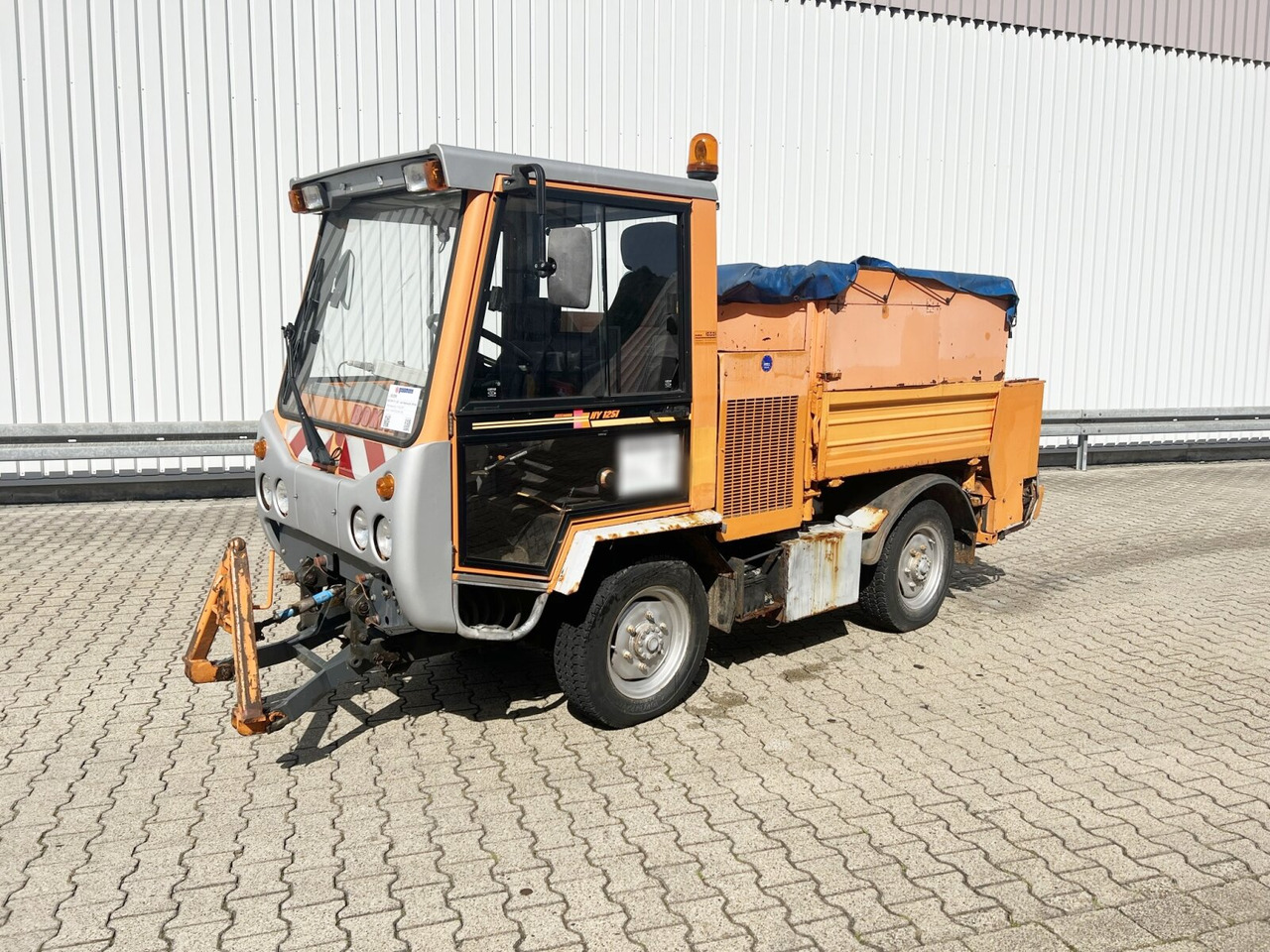 HY 1251 / 4x4 Bokimobil, Winterdienst, Kehr/Saugmaschine KIEFER HY 1251 / 4x4 Bokimobil, Winterdienst - Tractor municipal: foto 1 HY 1251 / 4x4 Bokimobil, Winterdienst, Kehr/Saugmaschine KIEFER HY 1251 / 4x4 Bokimobil, Winterdienst - Tractor municipal: foto 1
