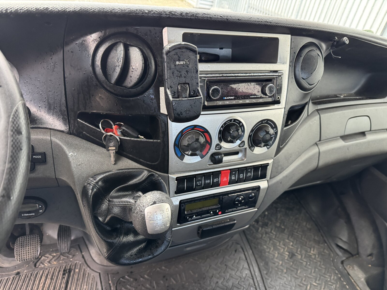 Iveco Daily 70C14D 4x2 Doka Daily 70C14D 4x2 Doka, EEV, City-Abroller - Multibasculante camión: foto 2 Iveco Daily 70C14D 4x2 Doka Daily 70C14D 4x2 Doka, EEV, City-Abroller - Multibasculante camión: foto 2