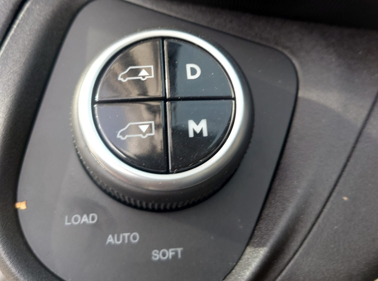 Iveco Daily 72C18H/P DK 4x2 Daily 72C18H/P DK 4x2, Nebenantrieb, Mehrfach Vorhanden! - Chasis camión: foto 4 Iveco Daily 72C18H/P DK 4x2 Daily 72C18H/P DK 4x2, Nebenantrieb, Mehrfach Vorhanden! - Chasis camión: foto 4