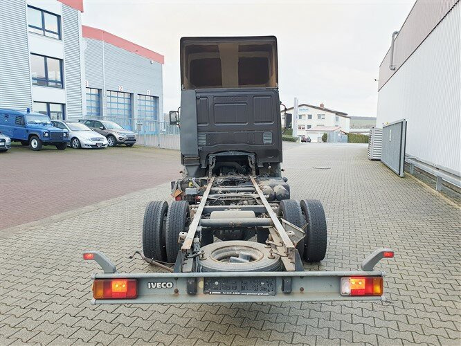 Iveco EuroCargo 75 E 17/4x2 EuroCargo 75 E 17/4x2, 6x VORHANDEN! - Chasis camión: foto 5 Iveco EuroCargo 75 E 17/4x2 EuroCargo 75 E 17/4x2, 6x VORHANDEN! - Chasis camión: foto 5