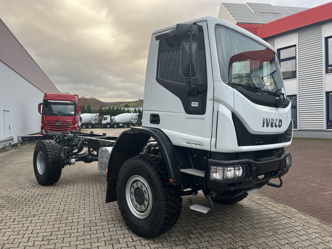 Chasis camión nuevo Iveco EuroCargo ML150E24 WS 4x4 EuroCargo ML150E24 WS 4x4, Euro3, mehrfach Vorhanden!: foto 9 Chasis camión nuevo Iveco EuroCargo ML150E24 WS 4x4 EuroCargo ML150E24 WS 4x4, Euro3, mehrfach Vorhanden!: foto 9