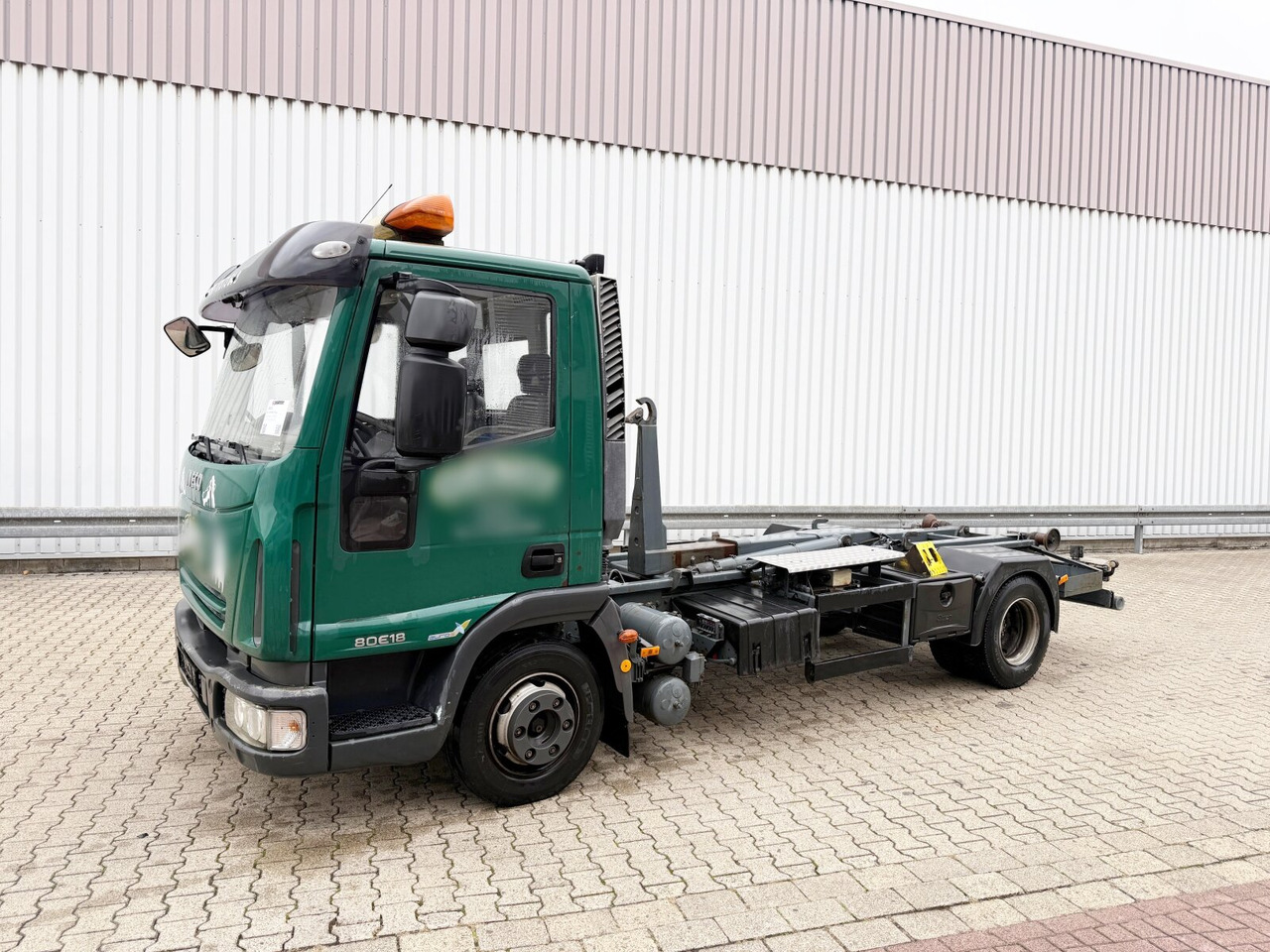 Iveco ML80E18/P 4x2 ML80E18/P 4x2, City-Abroller - Multibasculante camión: foto 1 Iveco ML80E18/P 4x2 ML80E18/P 4x2, City-Abroller - Multibasculante camión: foto 1