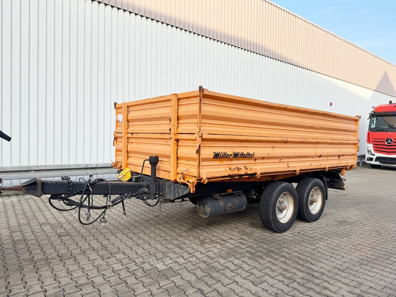 KA-TA 10.5C KA-TA 10.5C, Ex-Stadtverwaltung - Volquete remolque: foto 1 KA-TA 10.5C KA-TA 10.5C, Ex-Stadtverwaltung - Volquete remolque: foto 1