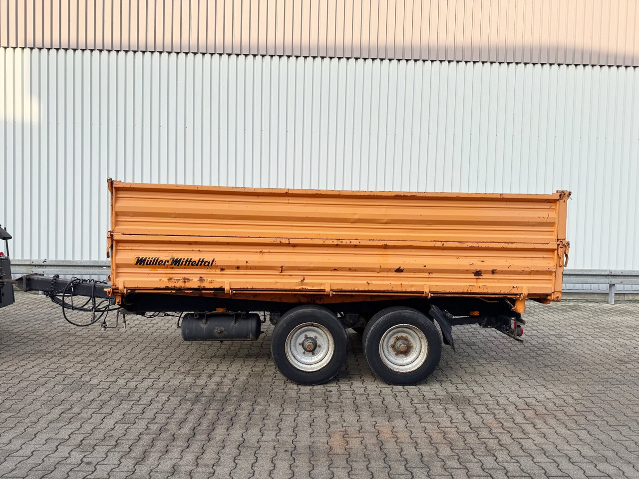 KA-TA 10.5C KA-TA 10.5C, Ex-Stadtverwaltung - Volquete remolque: foto 3 KA-TA 10.5C KA-TA 10.5C, Ex-Stadtverwaltung - Volquete remolque: foto 3