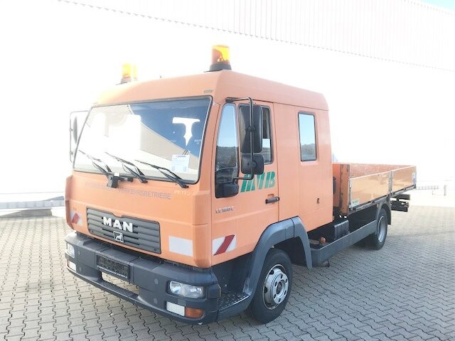 MAN LE 8.185 LC Doka 4x2 BB LE 8.185 LC Doka 4x2 BB, 2x AHK - Camión caja abierta: foto 1 MAN LE 8.185 LC Doka 4x2 BB LE 8.185 LC Doka 4x2 BB, 2x AHK - Camión caja abierta: foto 1