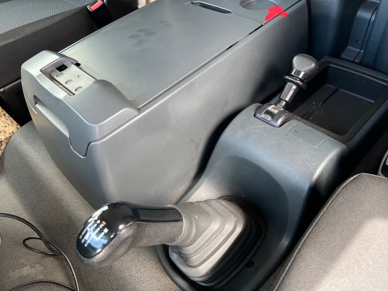 Camión caja cerrada MAN TGL 12.220 4X2 BL TGL 12.220 4X2 BL mit MBB LBW 1500K: foto 5 Camión caja cerrada MAN TGL 12.220 4X2 BL TGL 12.220 4X2 BL mit MBB LBW 1500K: foto 5