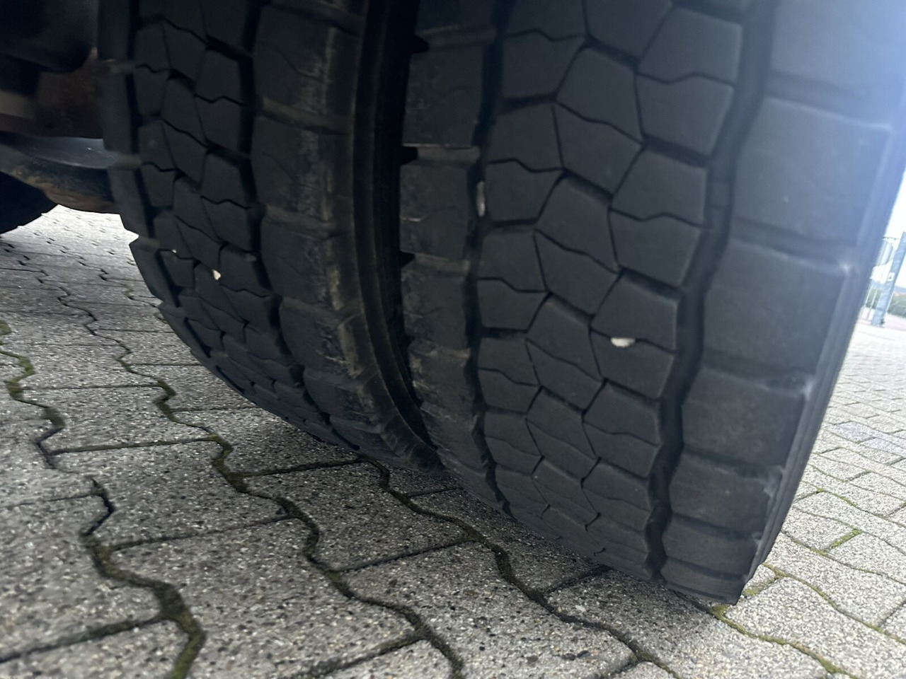 MAN TGL 12.250 4x2 BL TGL 12.250 4x2 BL, Palfinger Abroller P 07-25MPA, 2xAHK-ÖL - Multibasculante camión: foto 3 MAN TGL 12.250 4x2 BL TGL 12.250 4x2 BL, Palfinger Abroller P 07-25MPA, 2xAHK-ÖL - Multibasculante camión: foto 3