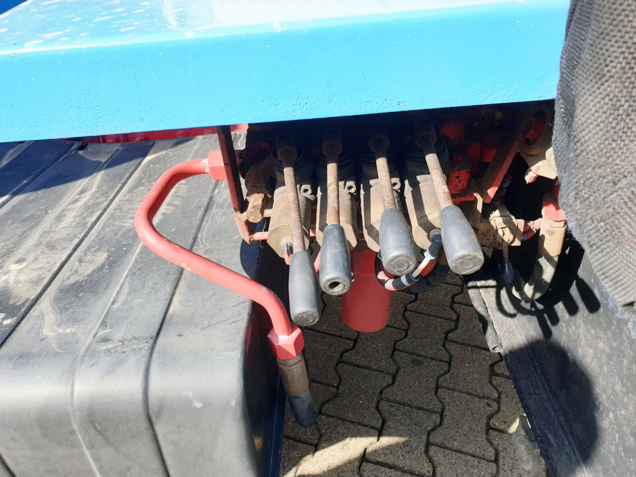 MAN TGL 8.180 4X2 BL TGL 8.180 4X2 BL, EEV - Portacontenedor de cadenas camión: foto 4 MAN TGL 8.180 4X2 BL TGL 8.180 4X2 BL, EEV - Portacontenedor de cadenas camión: foto 4