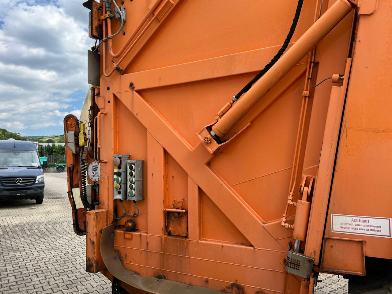 Leasing financiero de MAN TGS 26.320 6x2-4 BL TGS 26.320/400 6x2-4 BL, Lift-/Lenkachse, Heil PLK 21 M, Zöller-Schüttung leasing MAN TGS 26.320 6x2-4 BL TGS 26.320/400 6x2-4 BL, Lift-/Lenkachse, Heil PLK 21 M, Zöller-Schüttung: foto 10