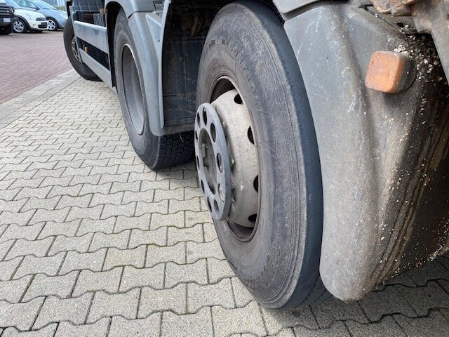 MAN TGS 26.320 6x2-4 BL TGS 26.320 6x2-4 BL, Lenkachse, Haller X2, Zöller-Schüttung - Camión de basura: foto 3 MAN TGS 26.320 6x2-4 BL TGS 26.320 6x2-4 BL, Lenkachse, Haller X2, Zöller-Schüttung - Camión de basura: foto 3