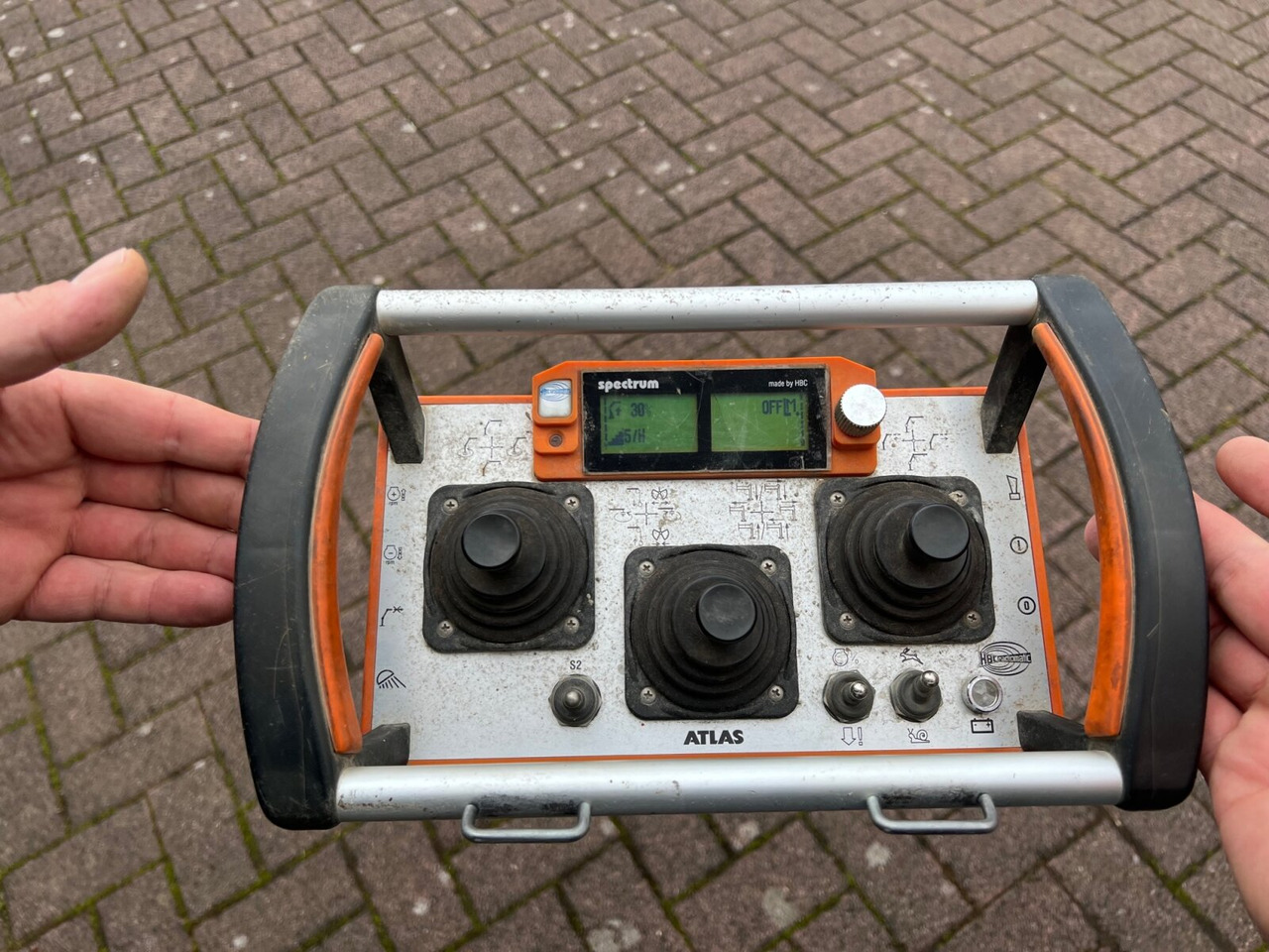 MAN TGS 26.360/400 6x2-4 BL TGS 26.360/400 6x2-4 BL, Lenk-/Lift, Kran Atlas AK 206.3E A5, Funk - Multibasculante camión, Camión grúa: foto 5 MAN TGS 26.360/400 6x2-4 BL TGS 26.360/400 6x2-4 BL, Lenk-/Lift, Kran Atlas AK 206.3E A5, Funk - Multibasculante camión, Camión grúa: foto 5