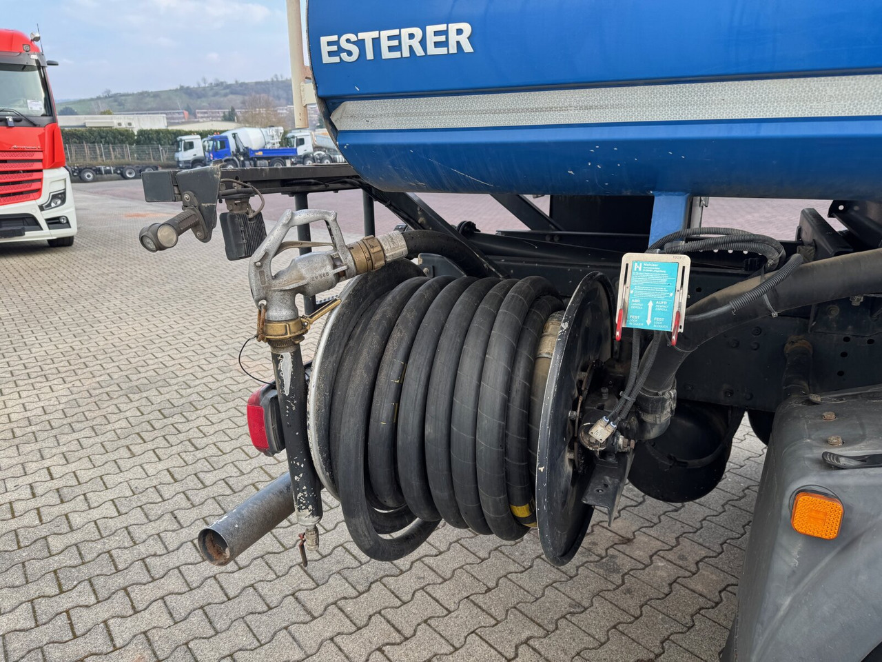 Cisterna camión MAN TGS 26.400 6x2-4 BL TGS 26.400 6x2-4 BL, Lenk-/Liftachse, ADR, Esterer Tank ca. 20.150l, 4 Kammern: foto 10