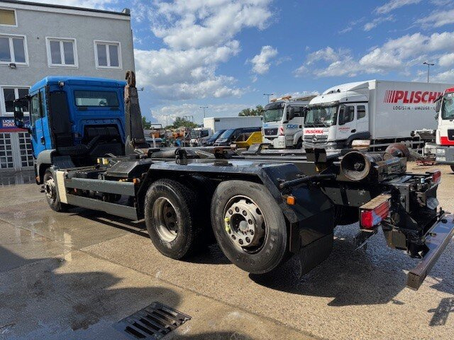 MAN TGS 26.400 6x2-4 BL TGS 26.400 6x2-4 BL, Lenk-/Liftachse - Multibasculante camión: foto 4 MAN TGS 26.400 6x2-4 BL TGS 26.400 6x2-4 BL, Lenk-/Liftachse - Multibasculante camión: foto 4
