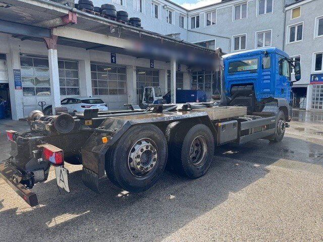MAN TGS 26.400 6x2-4 BL TGS 26.400 6x2-4 BL, Lenk-/Liftachse - Multibasculante camión: foto 3 MAN TGS 26.400 6x2-4 BL TGS 26.400 6x2-4 BL, Lenk-/Liftachse - Multibasculante camión: foto 3