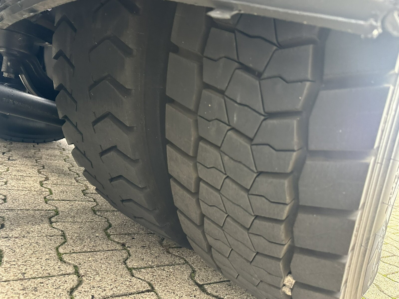 MAN TGS 26.440 6x2 BL TGS 26.440 6x2 BL - Multibasculante camión: foto 5 MAN TGS 26.440 6x2 BL TGS 26.440 6x2 BL - Multibasculante camión: foto 5