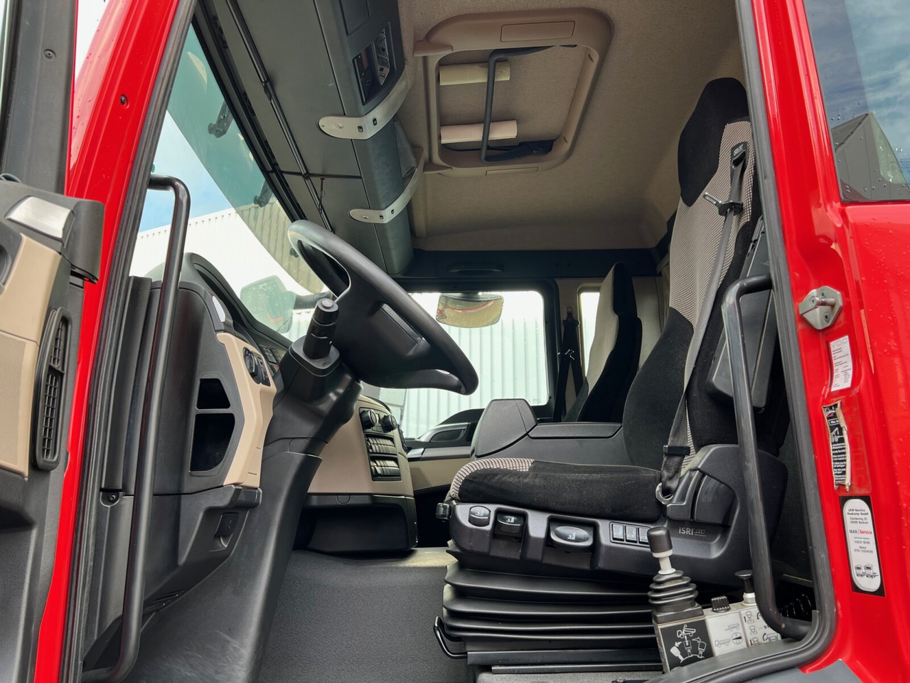 MAN TGS 26.460 6x4 BB TGS 26.460 6x4 BB, Intarder, Bordmatik - Volquete camión: foto 3 MAN TGS 26.460 6x4 BB TGS 26.460 6x4 BB, Intarder, Bordmatik - Volquete camión: foto 3