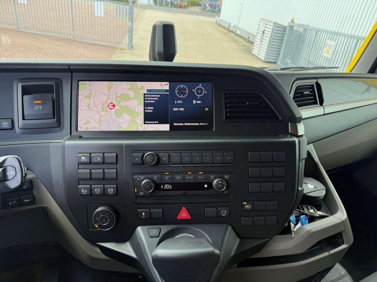Leasing financiero de MAN TGS 26.470 6x6 BB TGS 26.470 6x6 BB, Hohe Bauart, Navi, Motorabtrieb, Bordmatik leasing MAN TGS 26.470 6x6 BB TGS 26.470 6x6 BB, Hohe Bauart, Navi, Motorabtrieb, Bordmatik: foto 7 Leasing financiero de MAN TGS 26.470 6x6 BB TGS 26.470 6x6 BB, Hohe Bauart, Navi, Motorabtrieb, Bordmatik leasing MAN TGS 26.470 6x6 BB TGS 26.470 6x6 BB, Hohe Bauart, Navi, Motorabtrieb, Bordmatik: foto 7