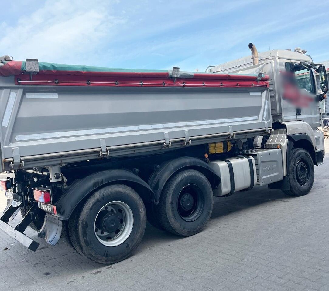 MAN TGS 26.500 6x4 BB TGS 26.500 6x4 BB, Intarder, Bordmatik, Winterdienstausstattung - Volquete camión: foto 3 MAN TGS 26.500 6x4 BB TGS 26.500 6x4 BB, Intarder, Bordmatik, Winterdienstausstattung - Volquete camión: foto 3