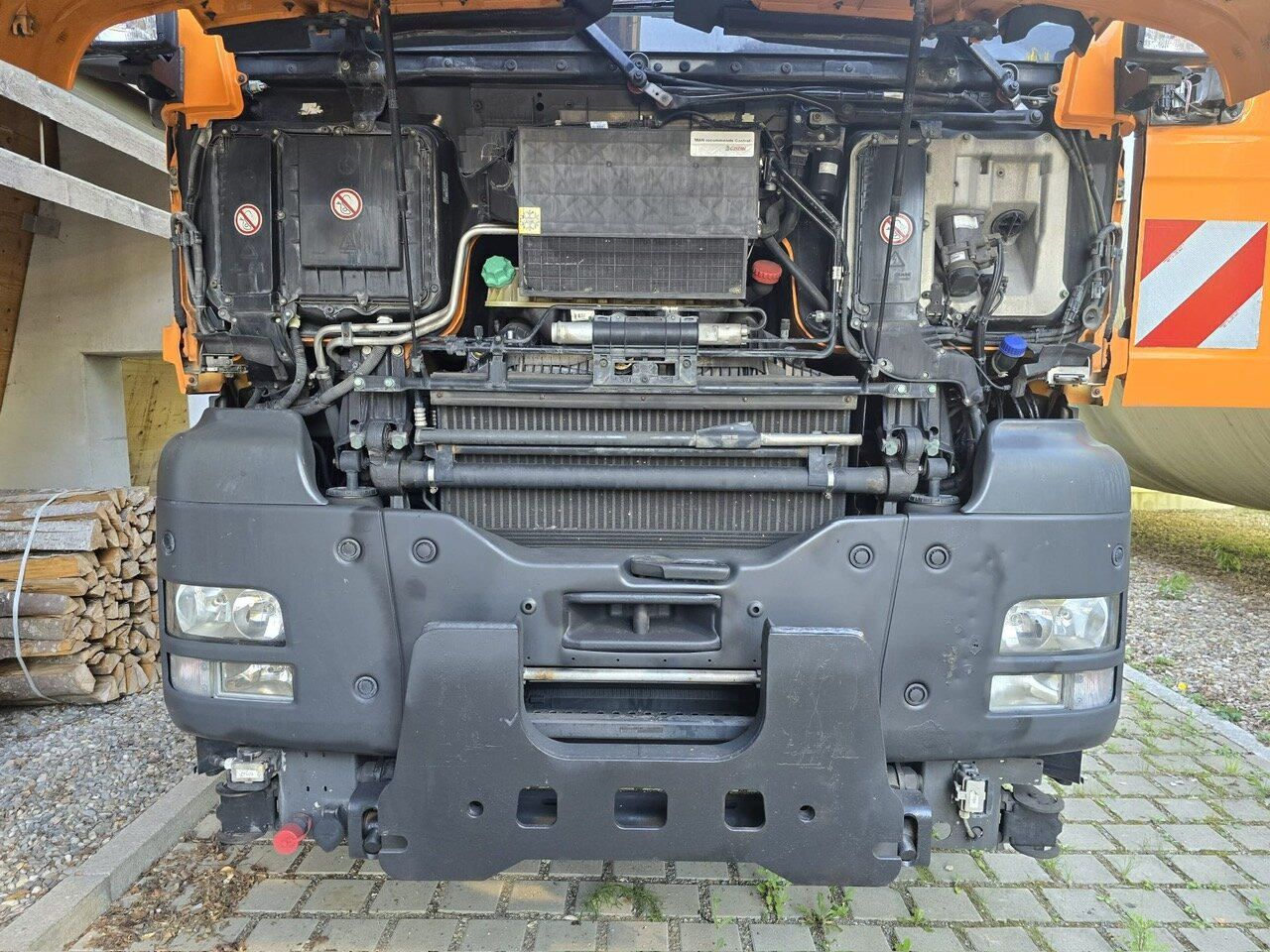 Leasing financiero de MAN TGS 28.400 6x4-4 BL TGS 28.400 6x4-4 BL, EEV, Lenk-/Liftachse, Wechselsystem Kipper/Salzsteuer leasing MAN TGS 28.400 6x4-4 BL TGS 28.400 6x4-4 BL, EEV, Lenk-/Liftachse, Wechselsystem Kipper/Salzsteuer: foto 9