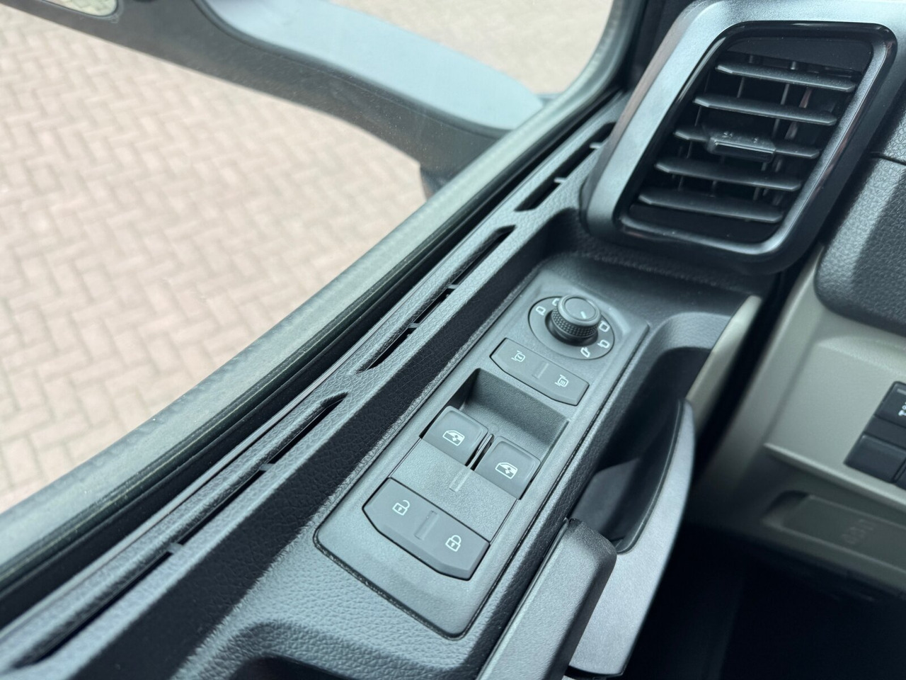 MAN TGS 33.440 6x4 BB TGS 33.440 6x4 BB, Bordmatik, mehrfach vorhanden! - Volquete camión: foto 4 MAN TGS 33.440 6x4 BB TGS 33.440 6x4 BB, Bordmatik, mehrfach vorhanden! - Volquete camión: foto 4